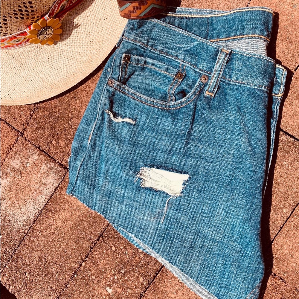 Levi shorts